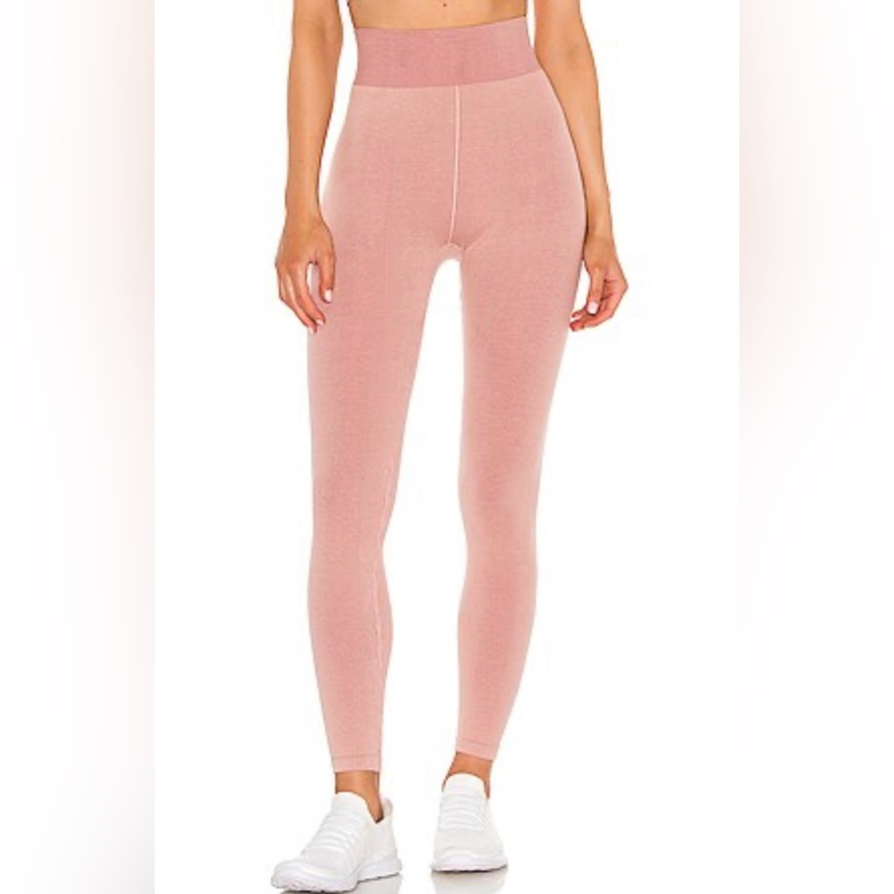 CIRCULAR KNIT MIDI PANT -REVOLVE 
THE UPSIDE
Color: Pink
Size: M